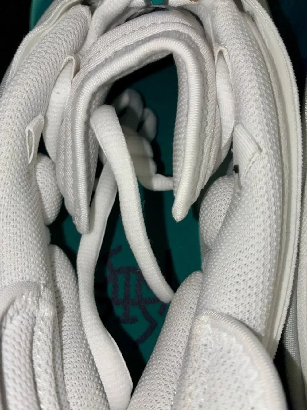 Adidas D.O.N. Issue 7 Pure Teal JR9502 Men’s Sz 14